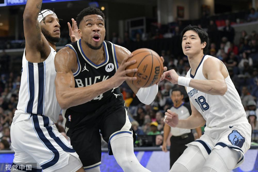 在接受采访 在接受采访