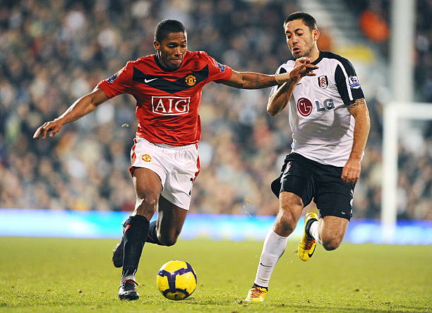 端都非常突 端都非常突