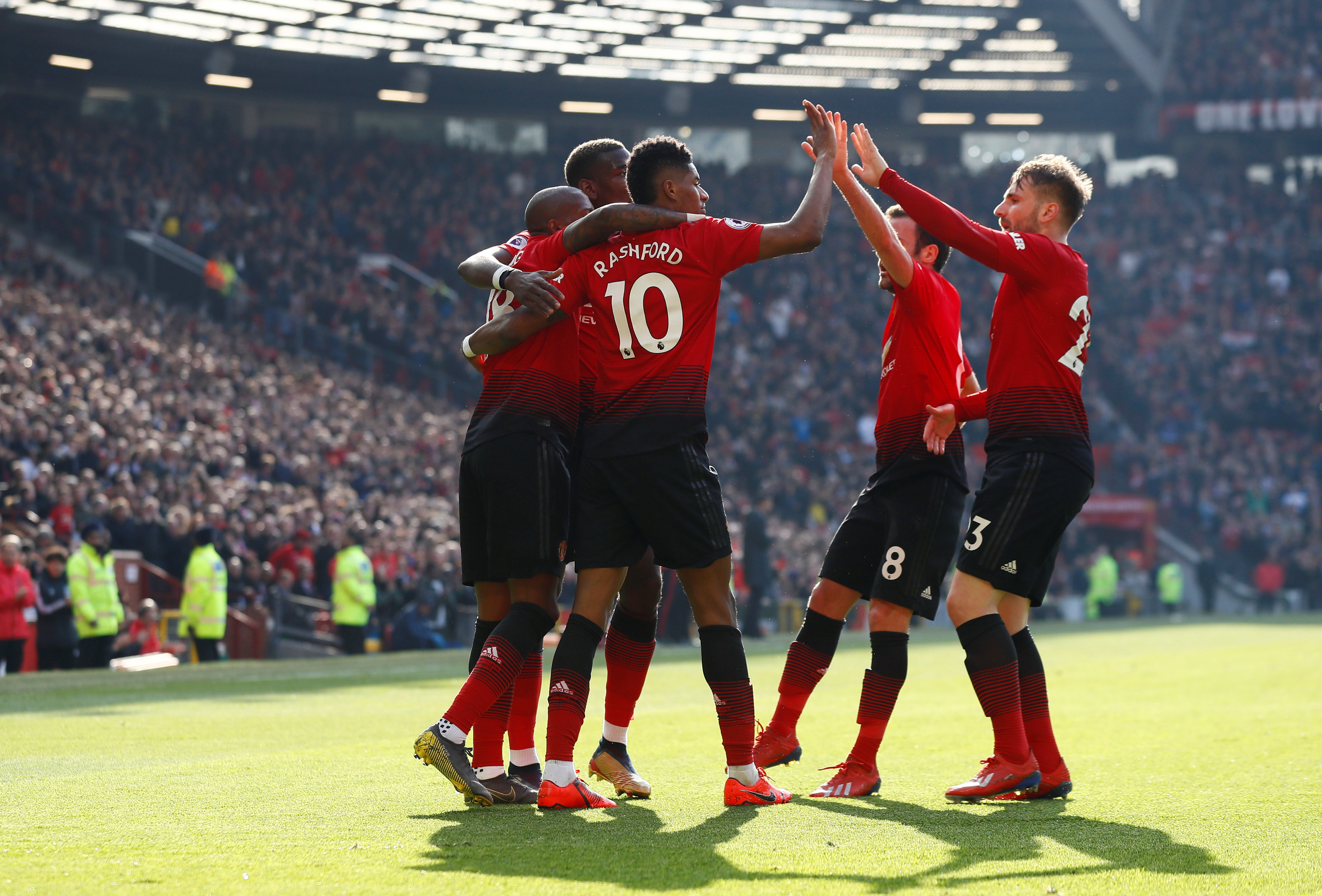 挥洒自如的 挥洒自如的